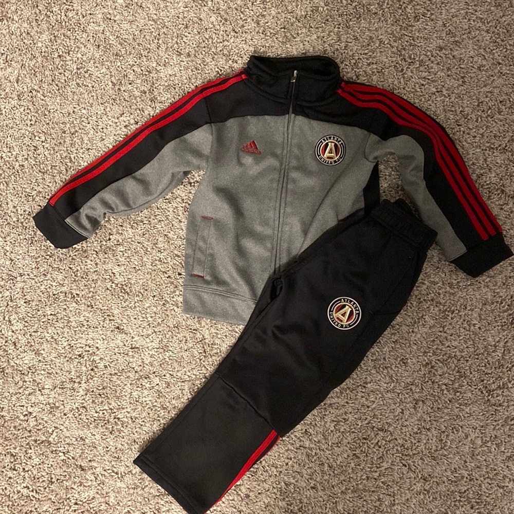 Atlanta United adidas sweatsuit